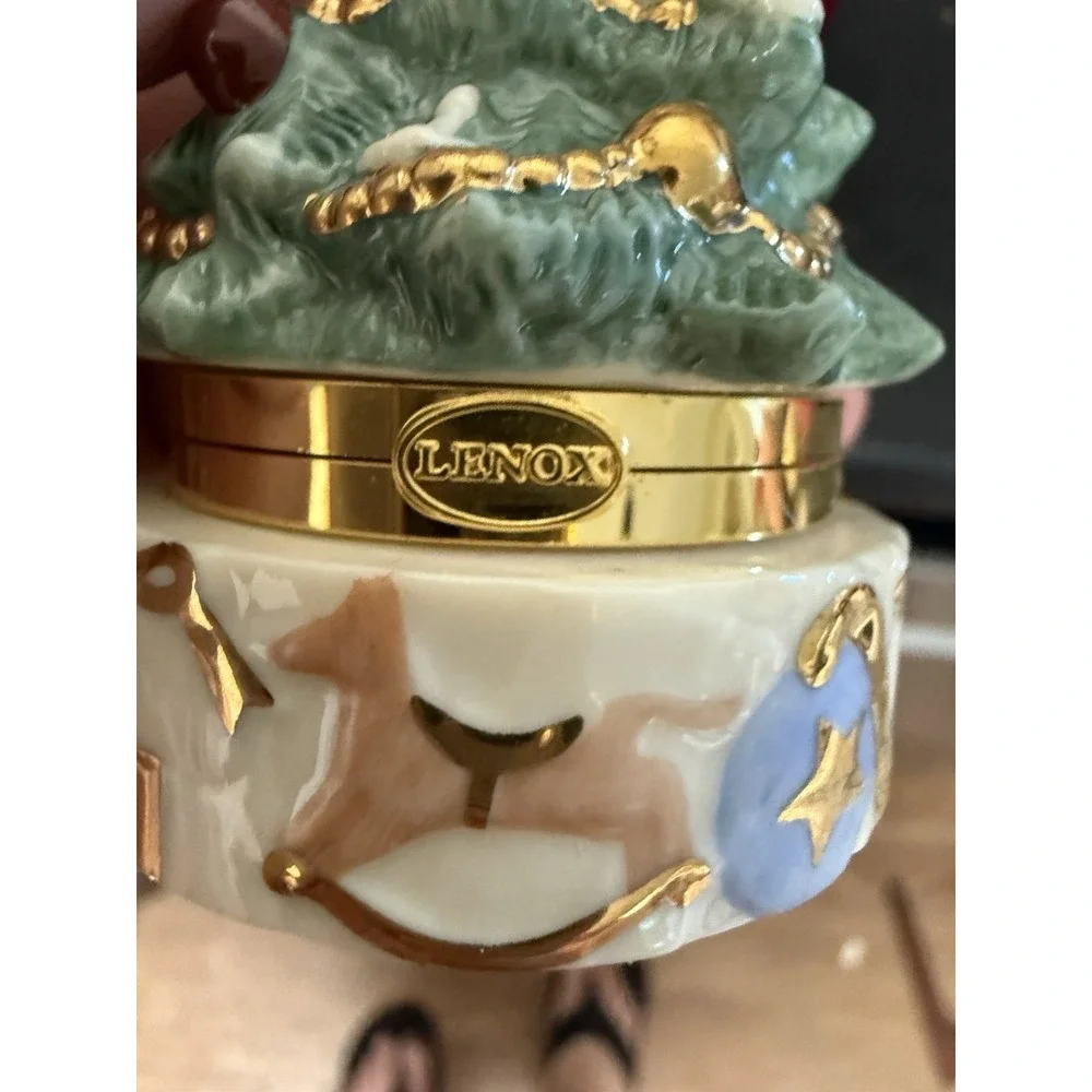 Vintage Lenox China Treasure Collection Trinket Christmas Tree Box Ornament